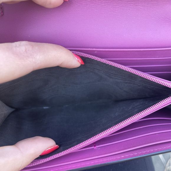 Gucci GG Supreme Monogram Calfskin Padlock Continental Wallet Red Pink - Picture 12 of 13